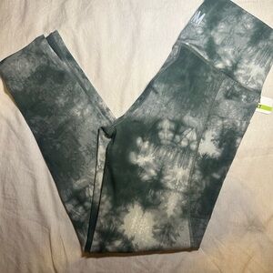 Nicole Miller Sport Tie-Dye Leggings - Green and Gray